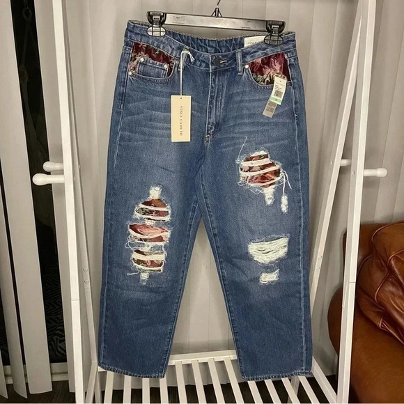 Vince Camuto Distressed Embroidered Jeans - Size 29 - Picture 1 of 6